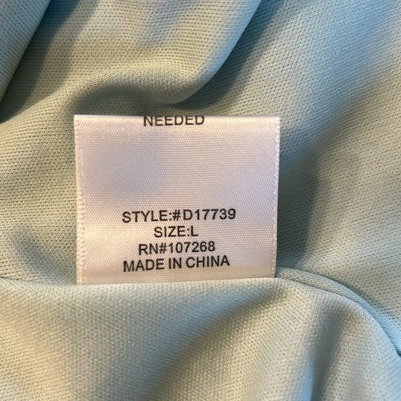 Gracia Floral and Gold A-Line Dress - Picture 16 of 16